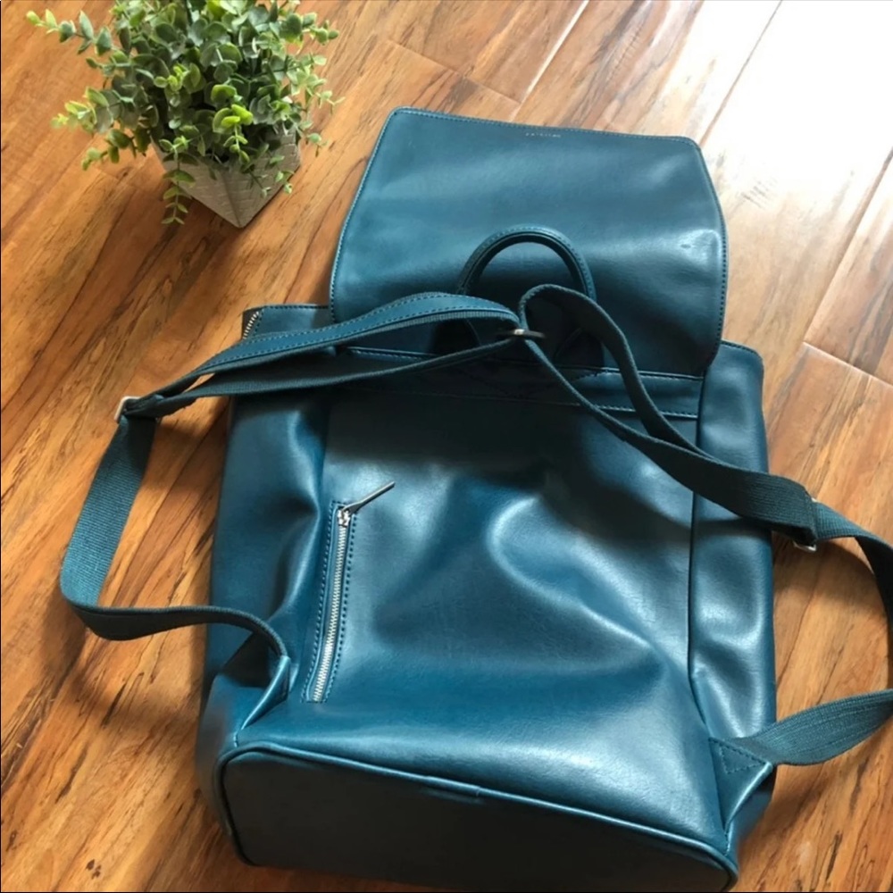 Matt and Nat backpack